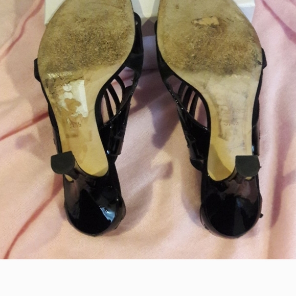 Designer DIOR Patent Leather Sandals - Picture 9 of 10